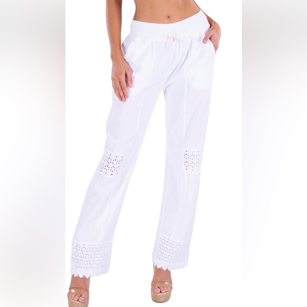 White Peruvian, loose fit pants